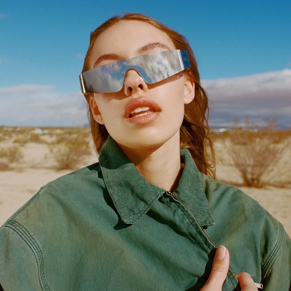 Sunglasses - Picture 2 of 3